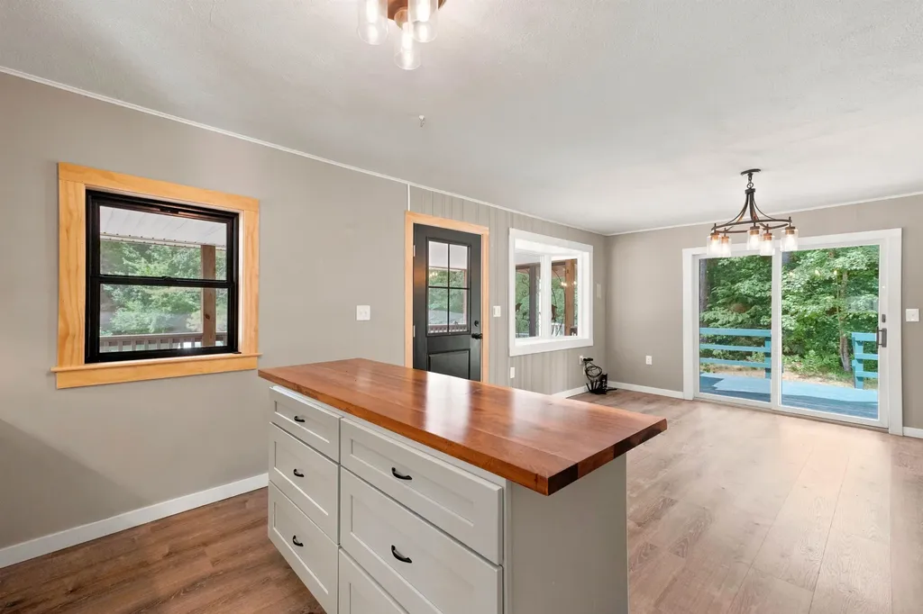 45 Tilton Bridge Road Sanbornton NH 03269
