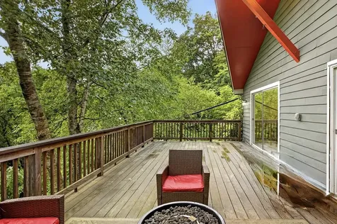 537 6th Street Dover NH 03820