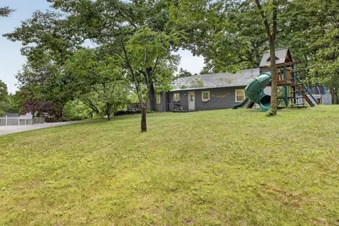 537 6th Street Dover NH 03820