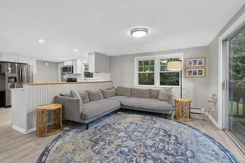 537 6th Street Dover NH 03820