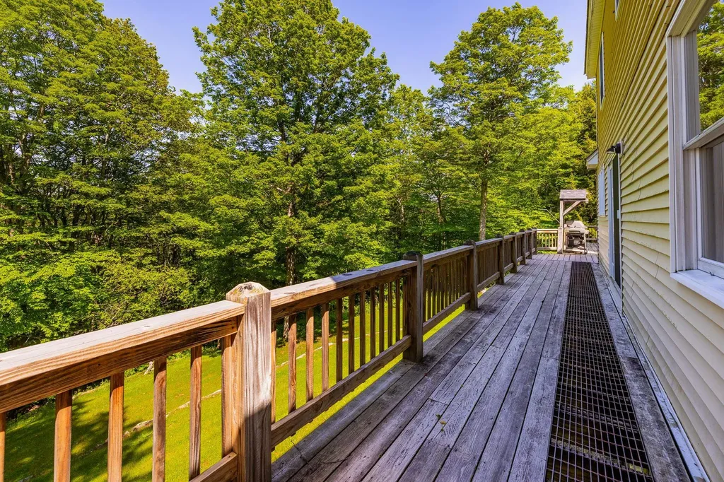 530 West Road Barnard VT 05031
