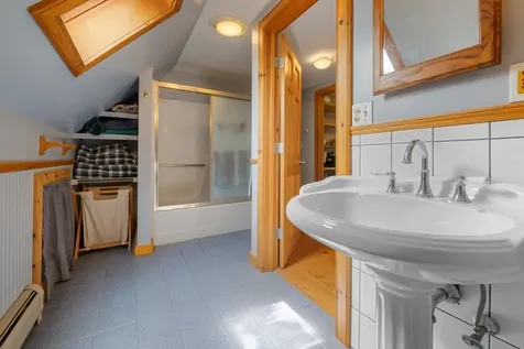 530 West Road Barnard VT 05031