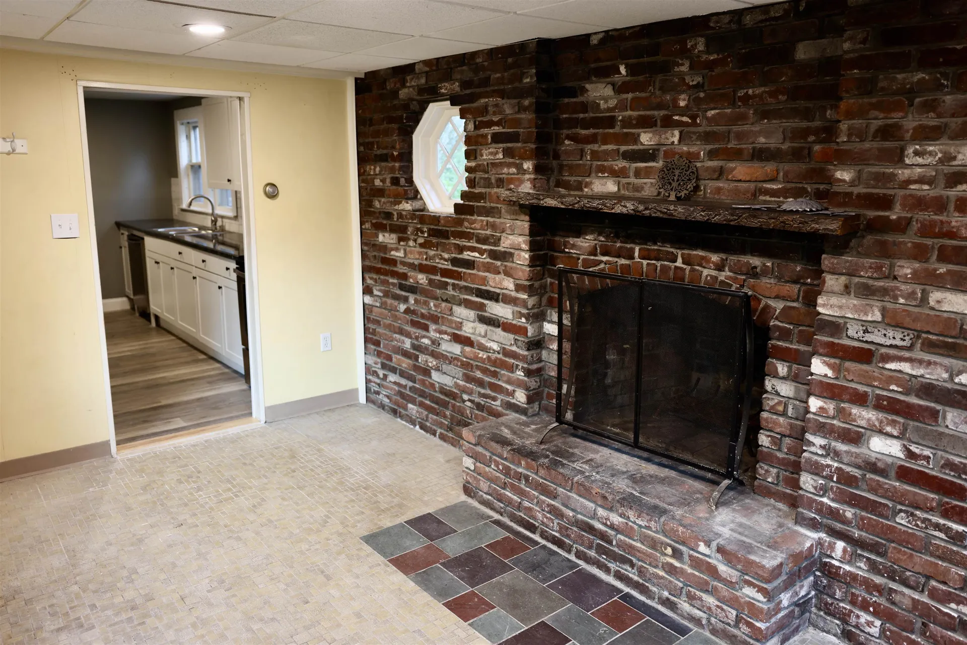 15 Warren Avenue Goffstown NH 03045