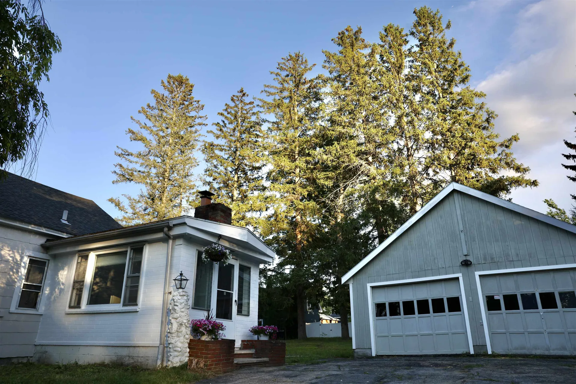15 Warren Avenue Goffstown NH 03045