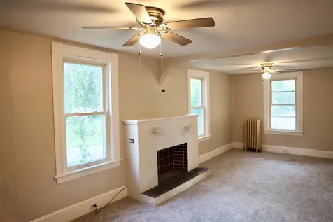 15 Warren Avenue Goffstown NH 03045