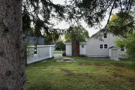 15 Warren Avenue Goffstown NH 03045