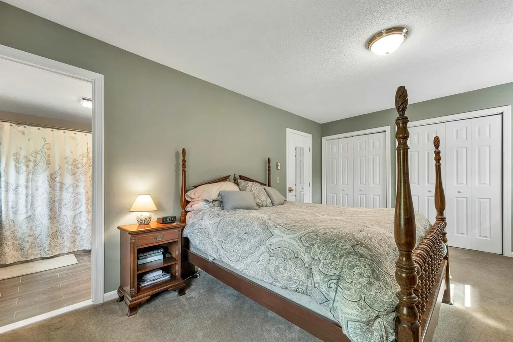 16 Independence Way Laconia NH 03246