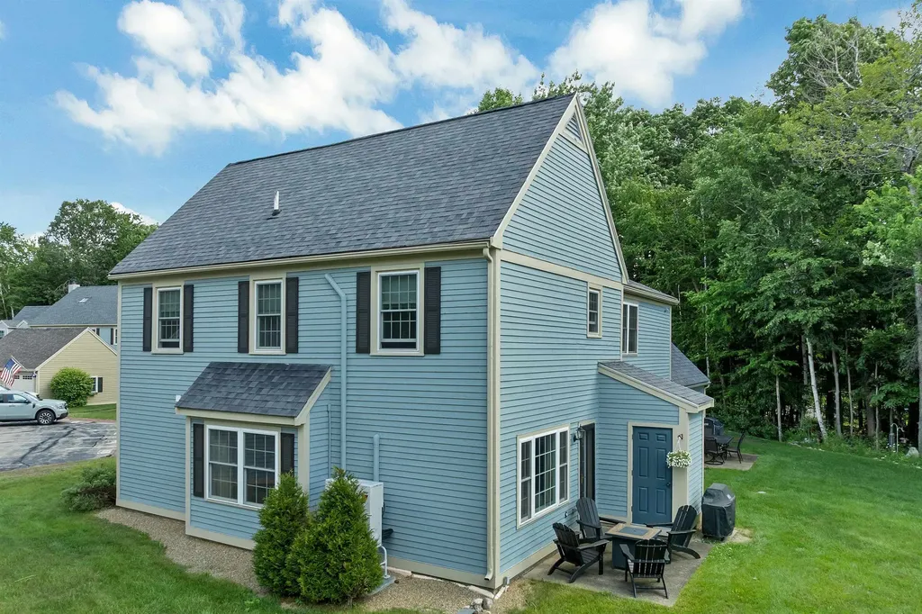 16 Independence Way Laconia NH 03246