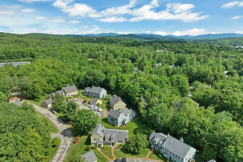 16 Independence Way Laconia NH 03246