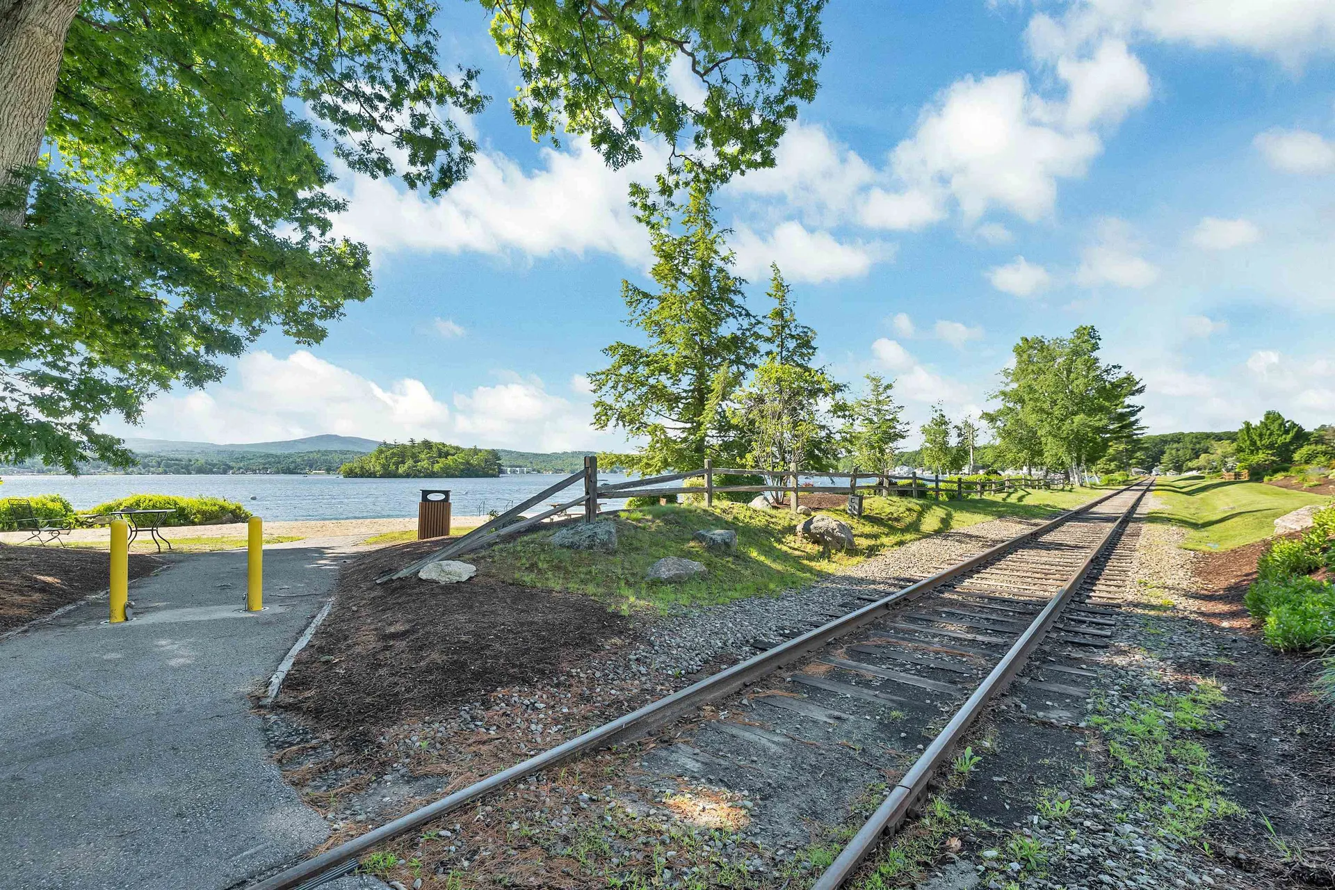 16 Independence Way Laconia NH 03246