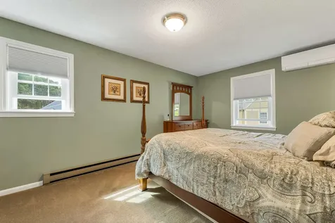 16 Independence Way Laconia NH 03246