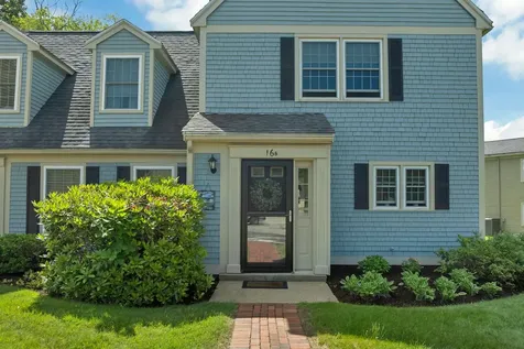 16 Independence Way Laconia NH 03246