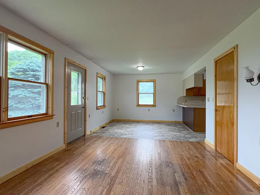 4194 Route 18 Waterford VT 05819