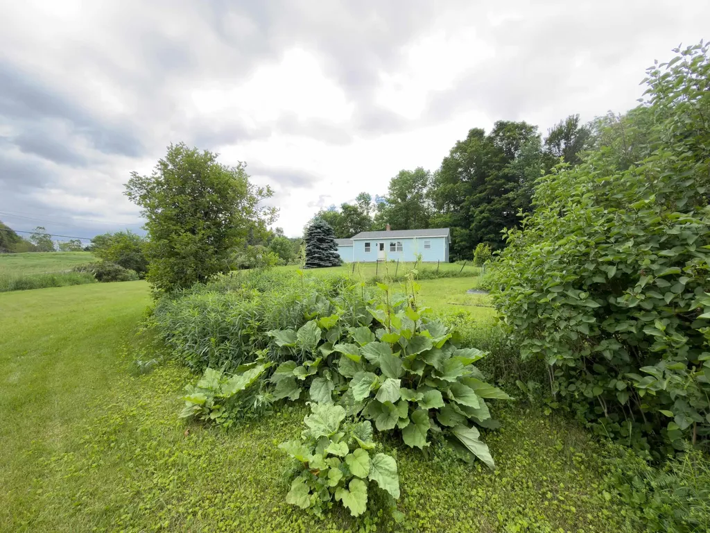 4194 Route 18 Waterford VT 05819
