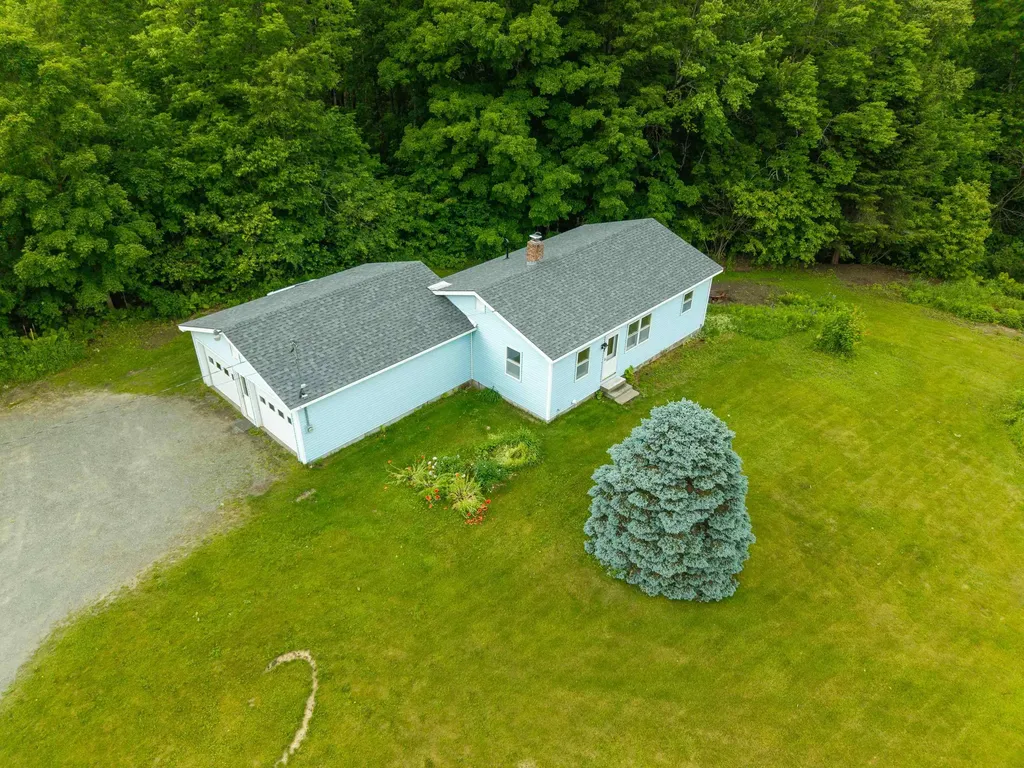 4194 Route 18 Waterford VT 05819