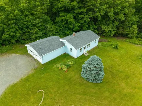 4194 Route 18 Waterford VT 05819