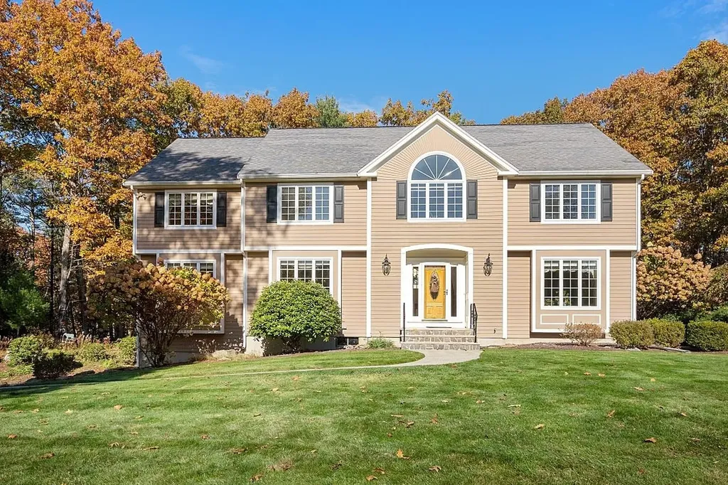 12 Haskell Road Windham NH 03087