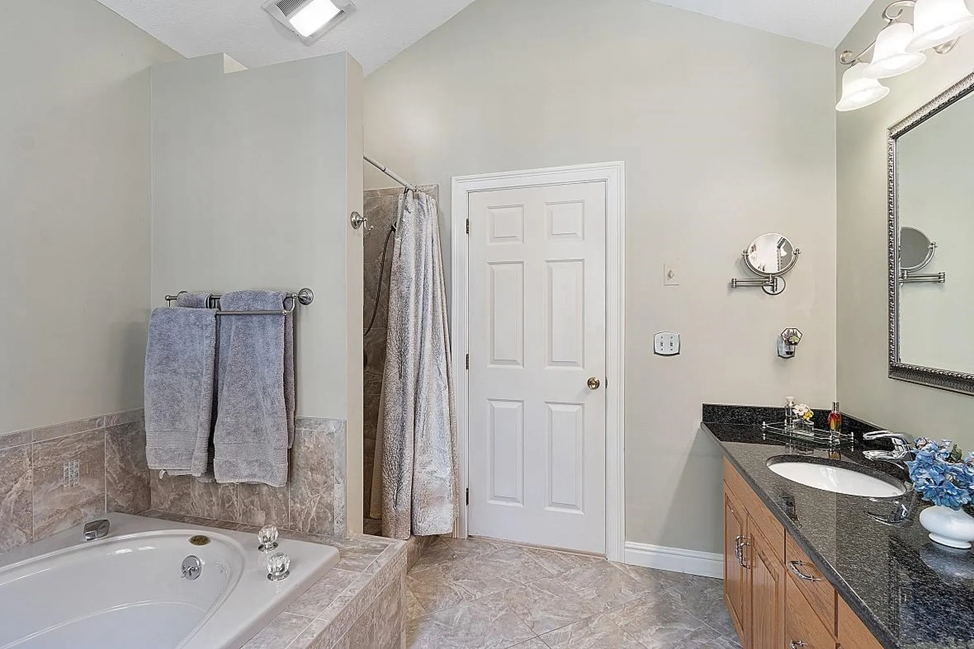 12 Haskell Road Windham NH 03087