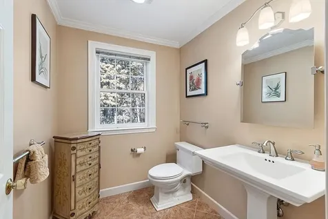 12 Haskell Road Windham NH 03087