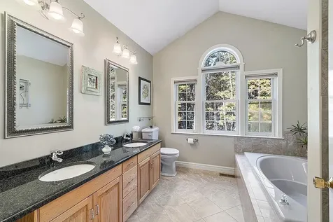 12 Haskell Road Windham NH 03087