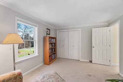 12 Haskell Road Windham NH 03087