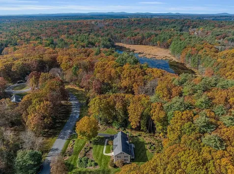 12 Haskell Road Windham NH 03087