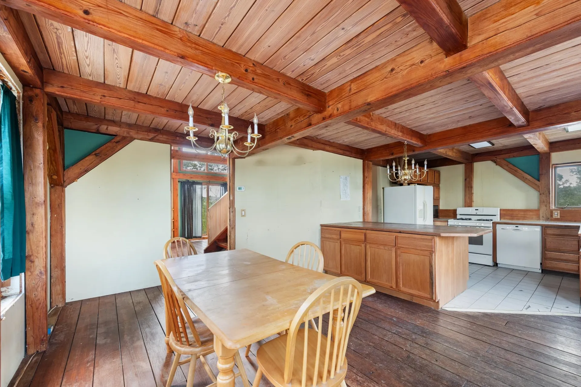 81 Disdam Road Holderness NH 03245