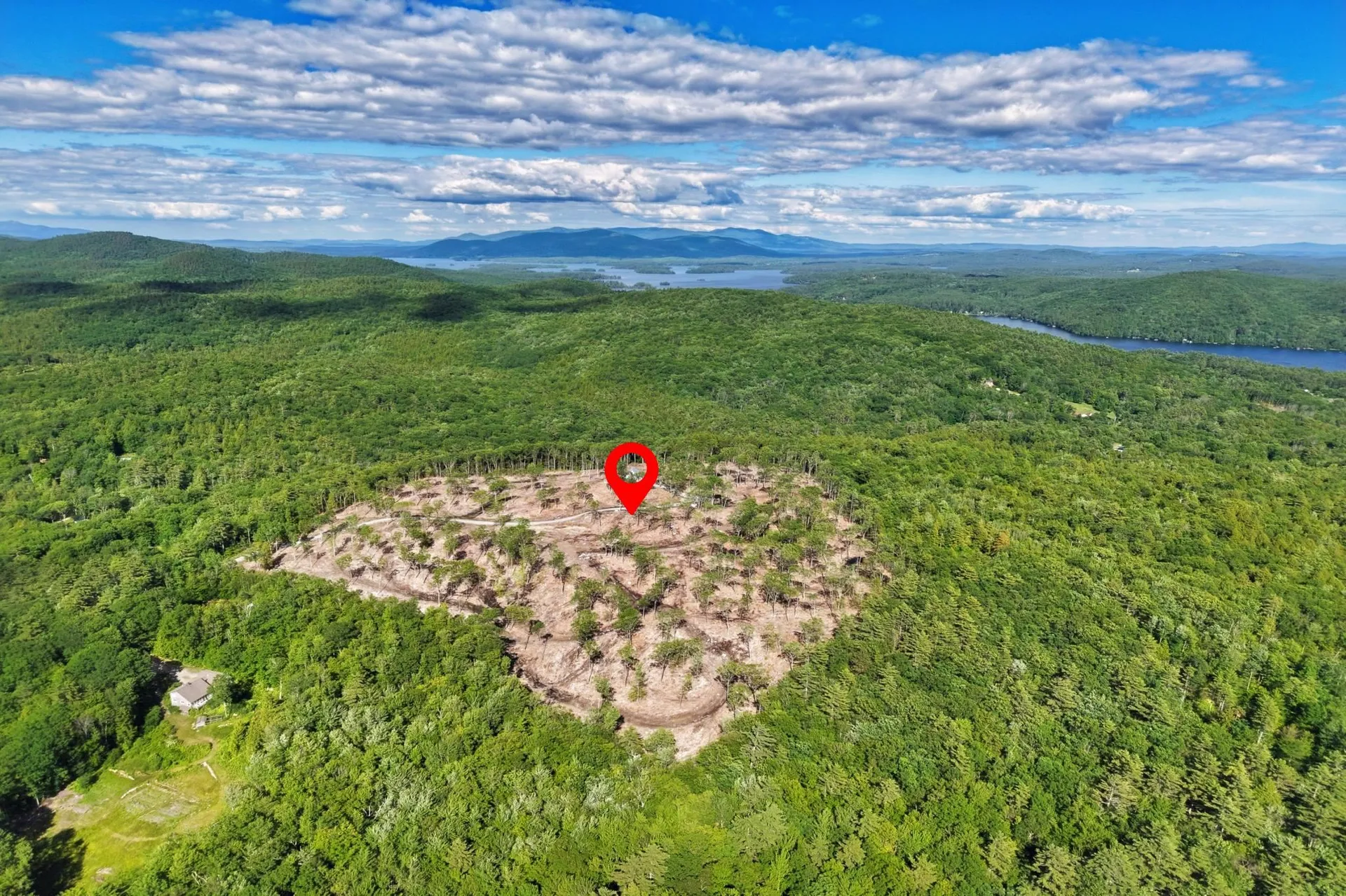81 Disdam Road Holderness NH 03245