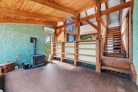 81 Disdam Road Holderness NH 03245