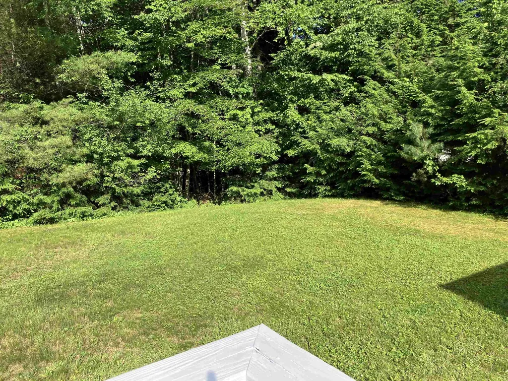 24 Foothills Way Tilton NH 03276