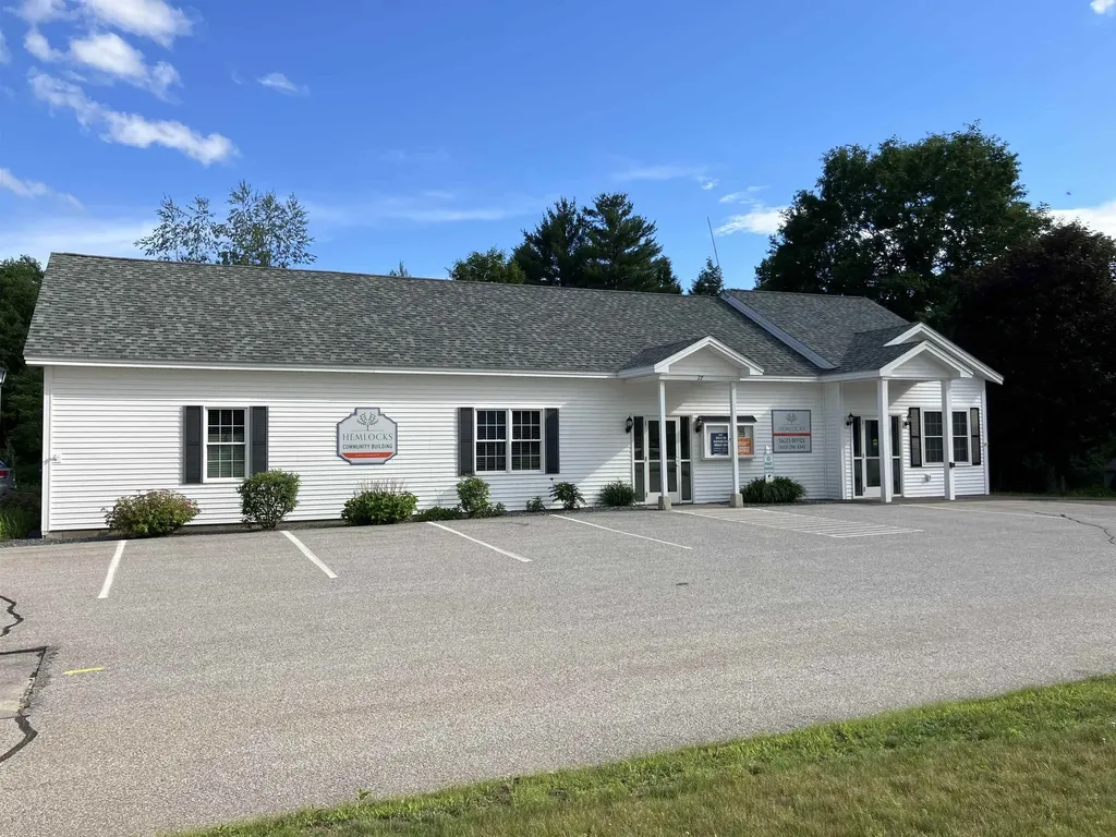 24 Foothills Way Tilton NH 03276