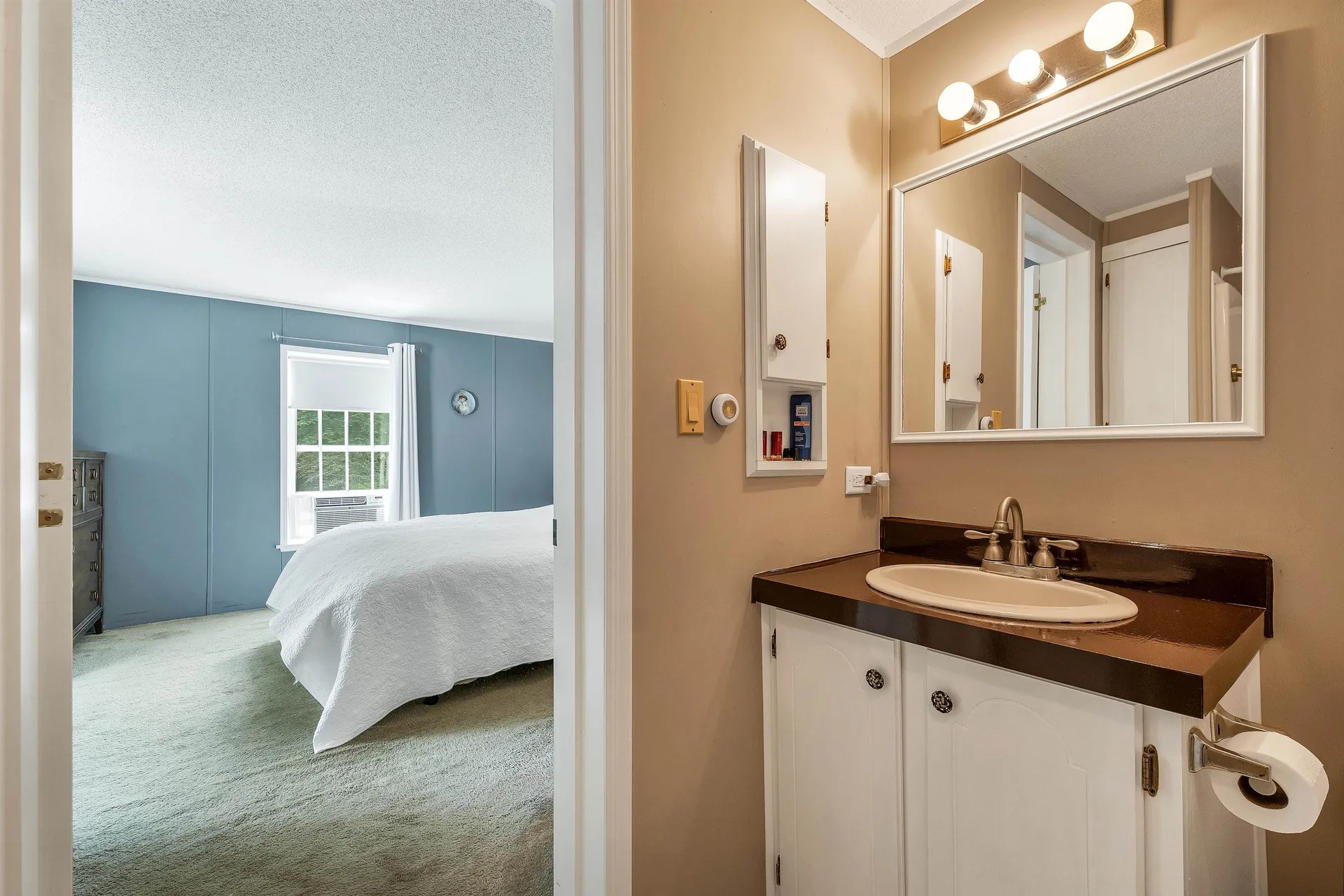24 Foothills Way Tilton NH 03276