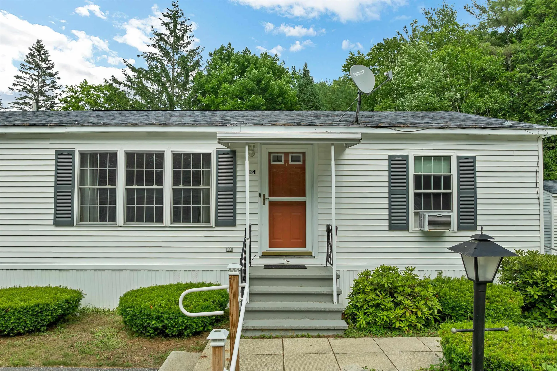 24 Foothills Way Tilton NH 03276
