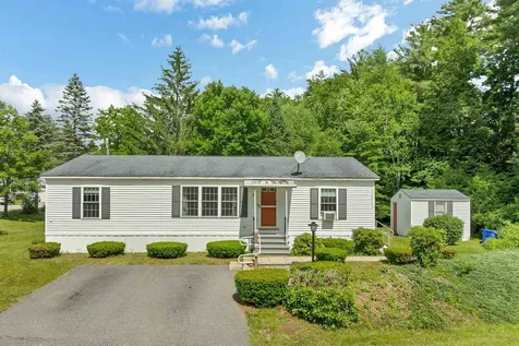 24 Foothills Way Tilton NH 03276