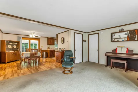 24 Foothills Way Tilton NH 03276