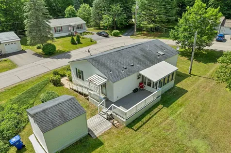 24 Foothills Way Tilton NH 03276