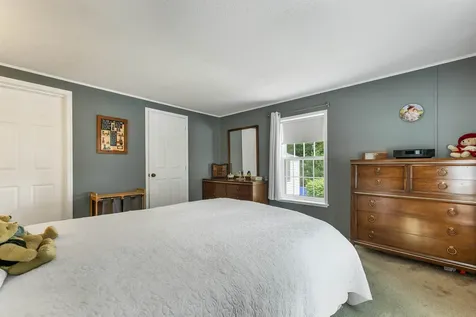 24 Foothills Way Tilton NH 03276