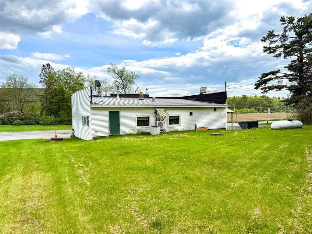 456 Us Route 5 S Fairlee VT 05045