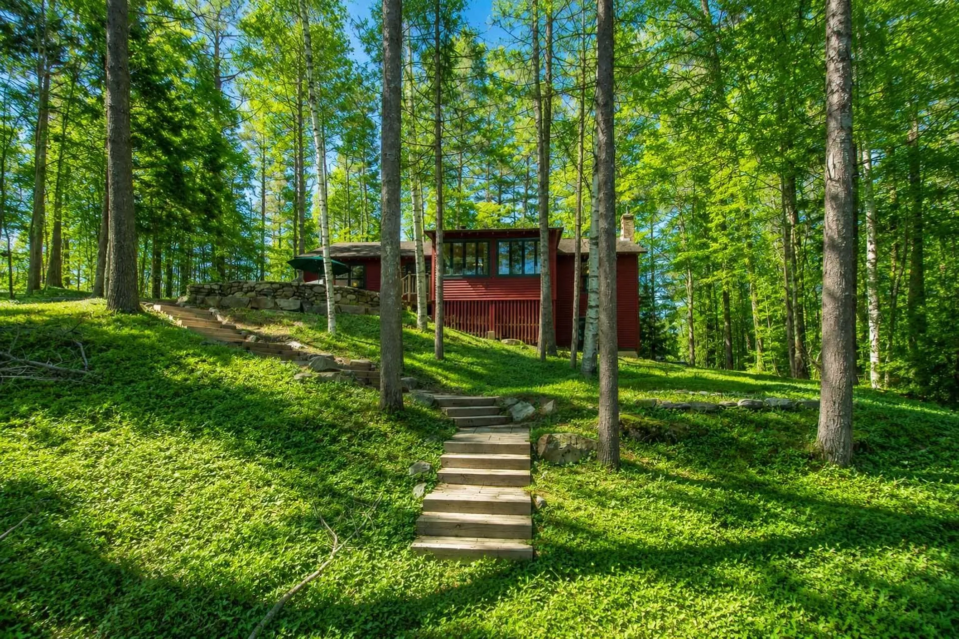 1807 Little Sunapee Road New London NH 03257