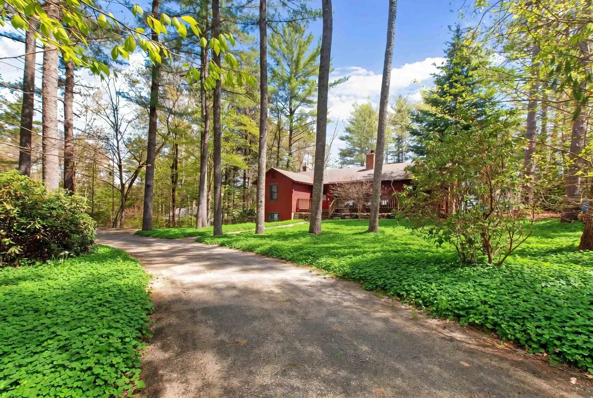1807 Little Sunapee Road New London NH 03257