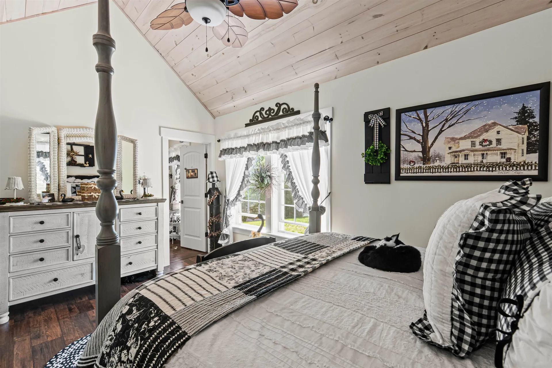 535 Grandview Road Conway NH 03818-7129