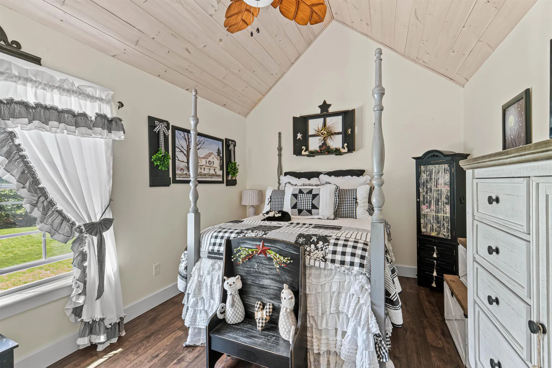 535 Grandview Road Conway NH 03818-7129