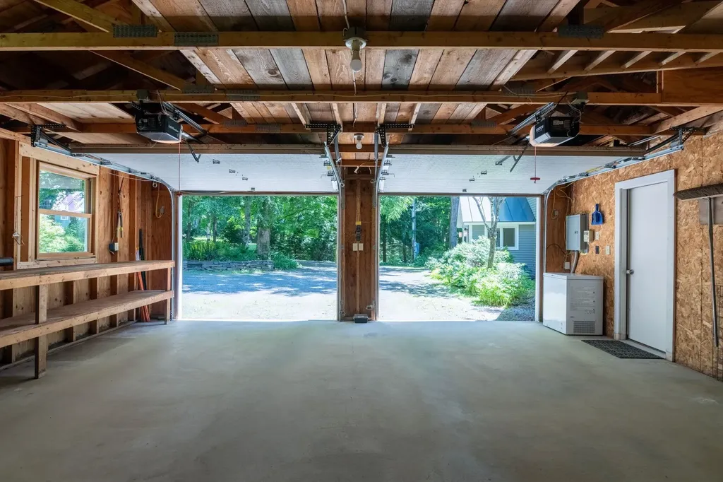 947 Miller Road Dummerston VT 05301