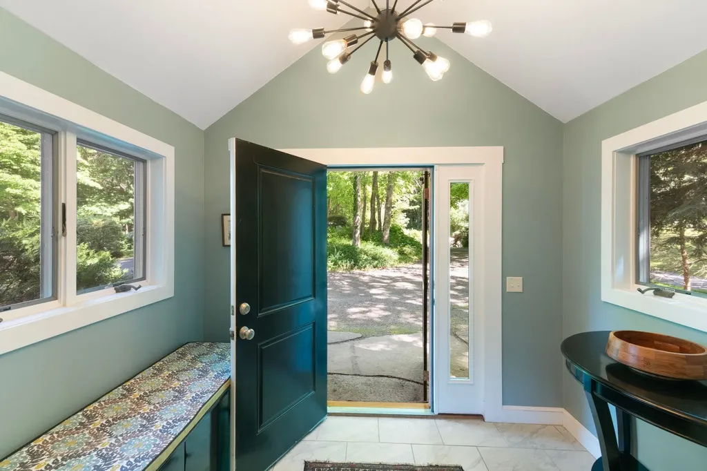 947 Miller Road Dummerston VT 05301