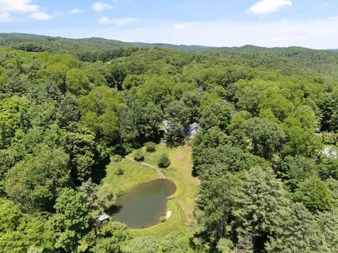 947 Miller Road Dummerston VT 05301