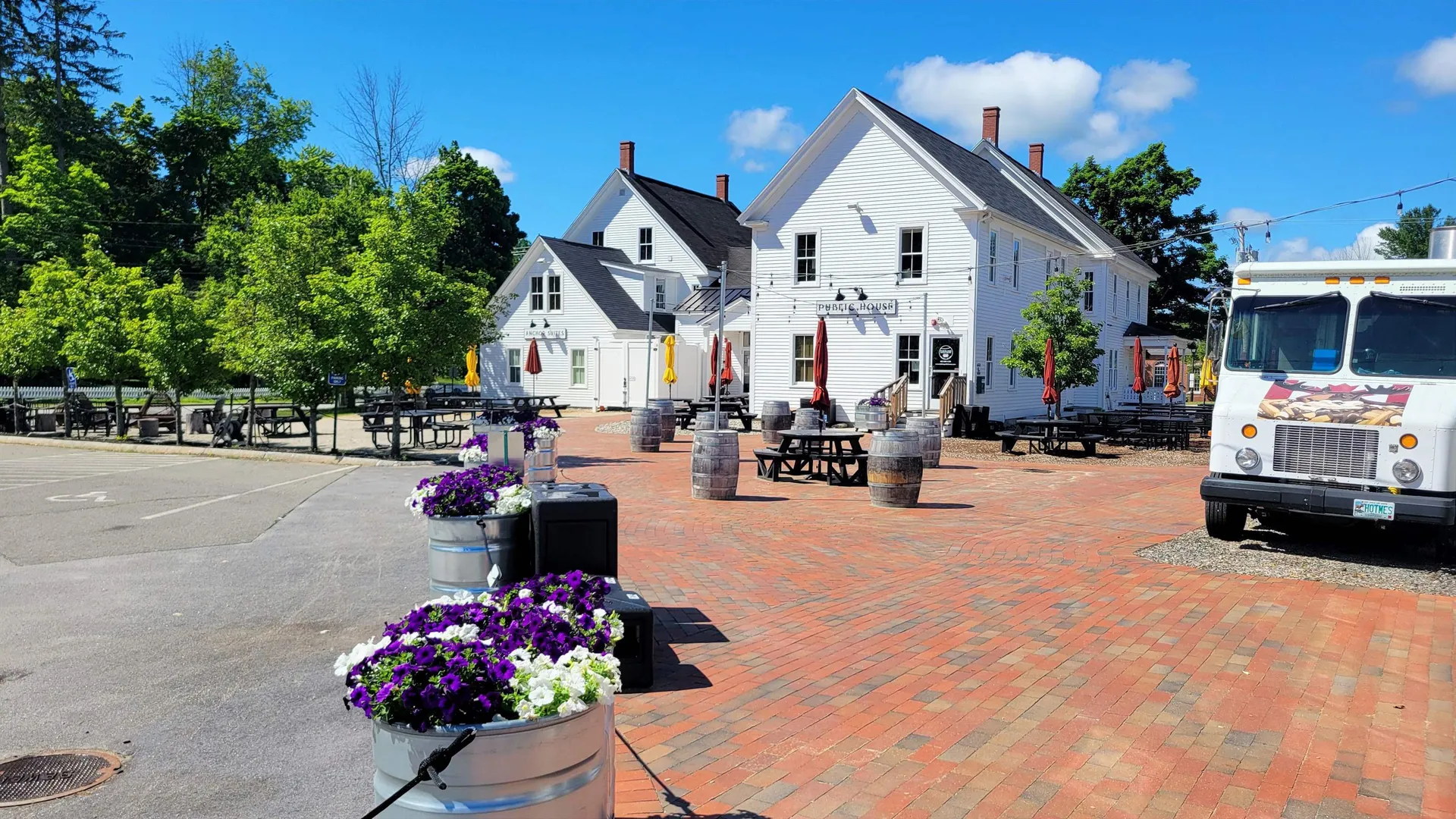 15 Newmarket Road Durham NH 03824