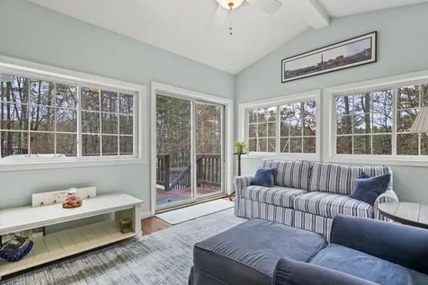3 Hillside Road Windham NH 03087