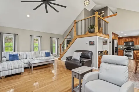 3 Hillside Road Windham NH 03087