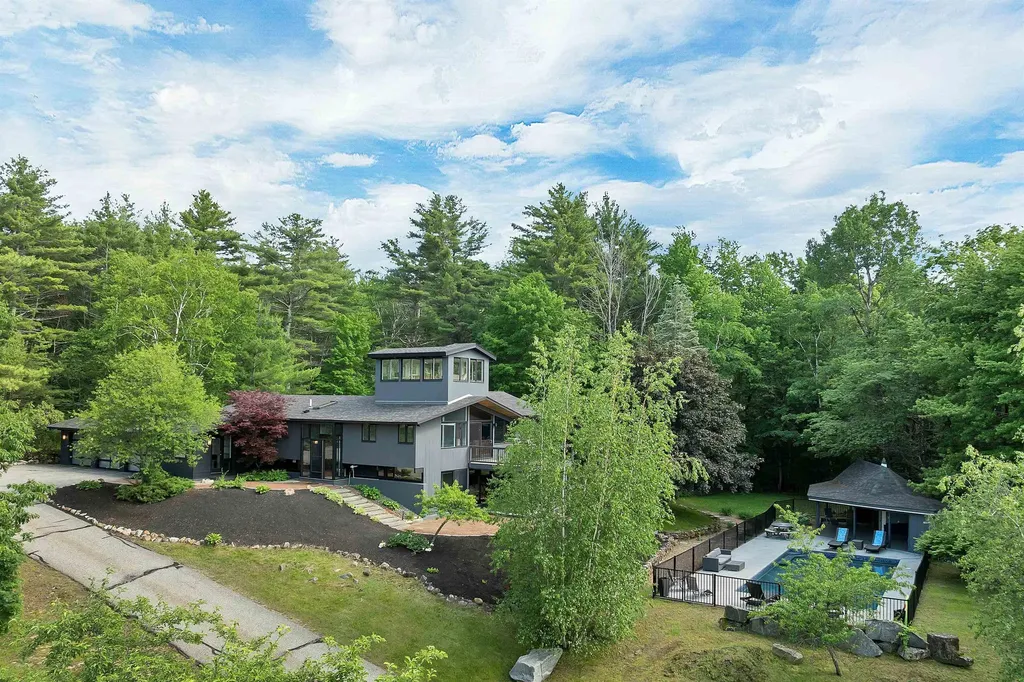 11 Tracy Way Meredith NH 03253