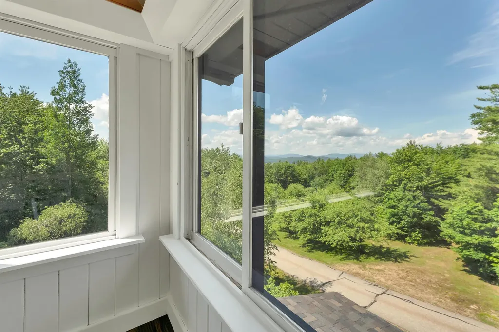 11 Tracy Way Meredith NH 03253